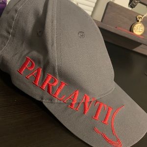 Parlanti Hat